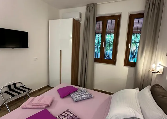 Il Glicine בית הארחה 3*